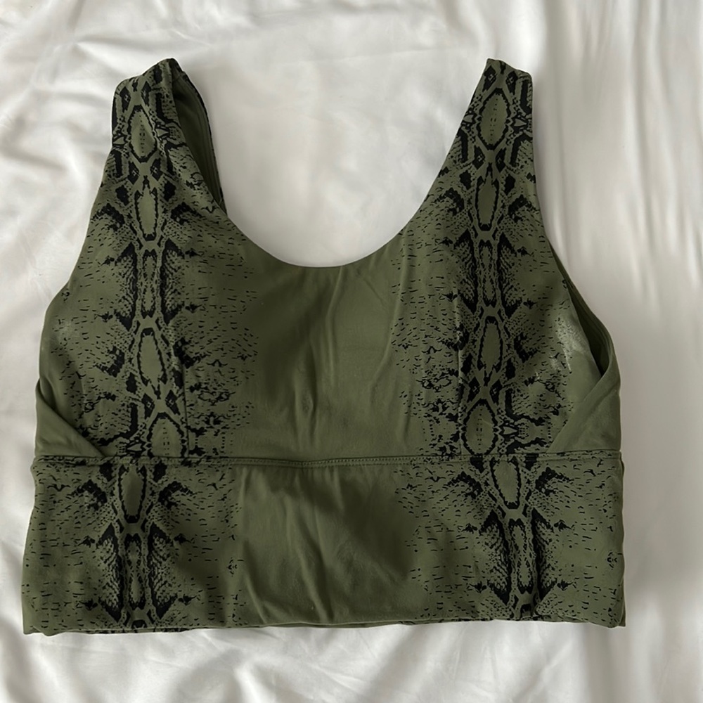 NKD CROP BRA